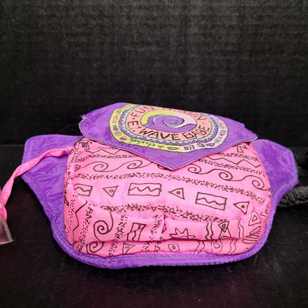 Vintage 1980's Childs Purple and Pink Fun 'N' Sun E.J. Wave Babe Bag - Picture 4 of 6